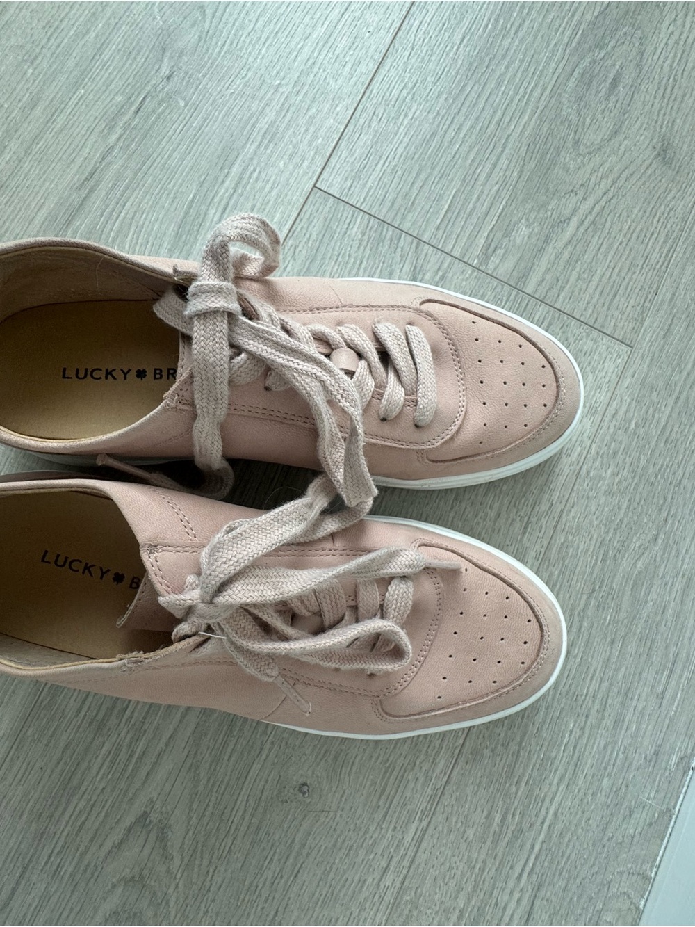 Lucky Brand Women's Pale Pink Low-Top Sneakers